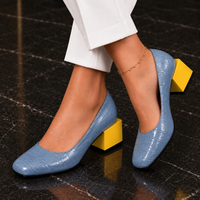 Zapatos de tacón bloque Elena en azul con tacón amarillo